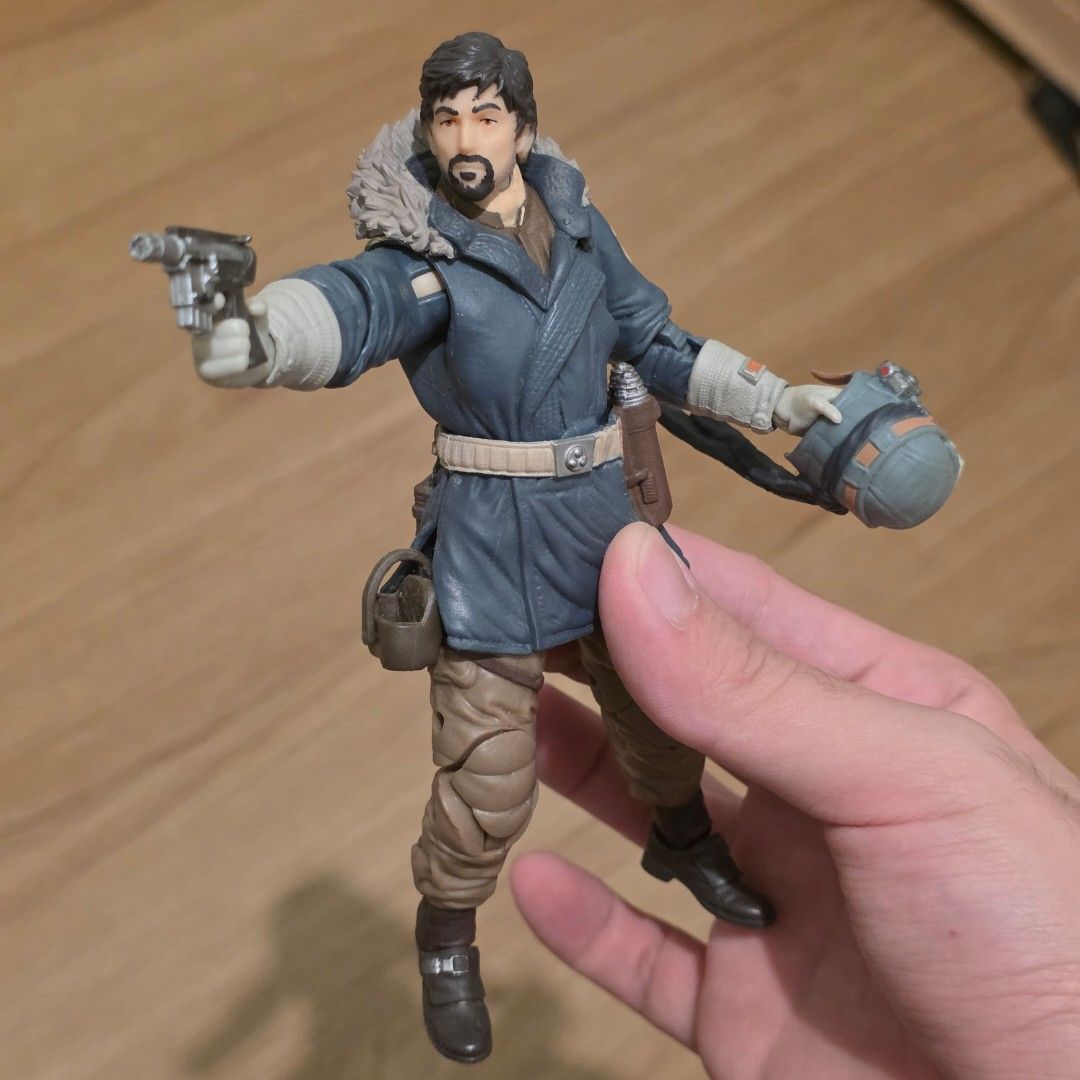 Star Wars Black Series Rogue One Cassian Andor (Category: Figurines & Statues) located in Quezon City. Submitted by malasmurdock27 (Listing ID 1464074645, Image 1). Description: - WYSIWYG.
