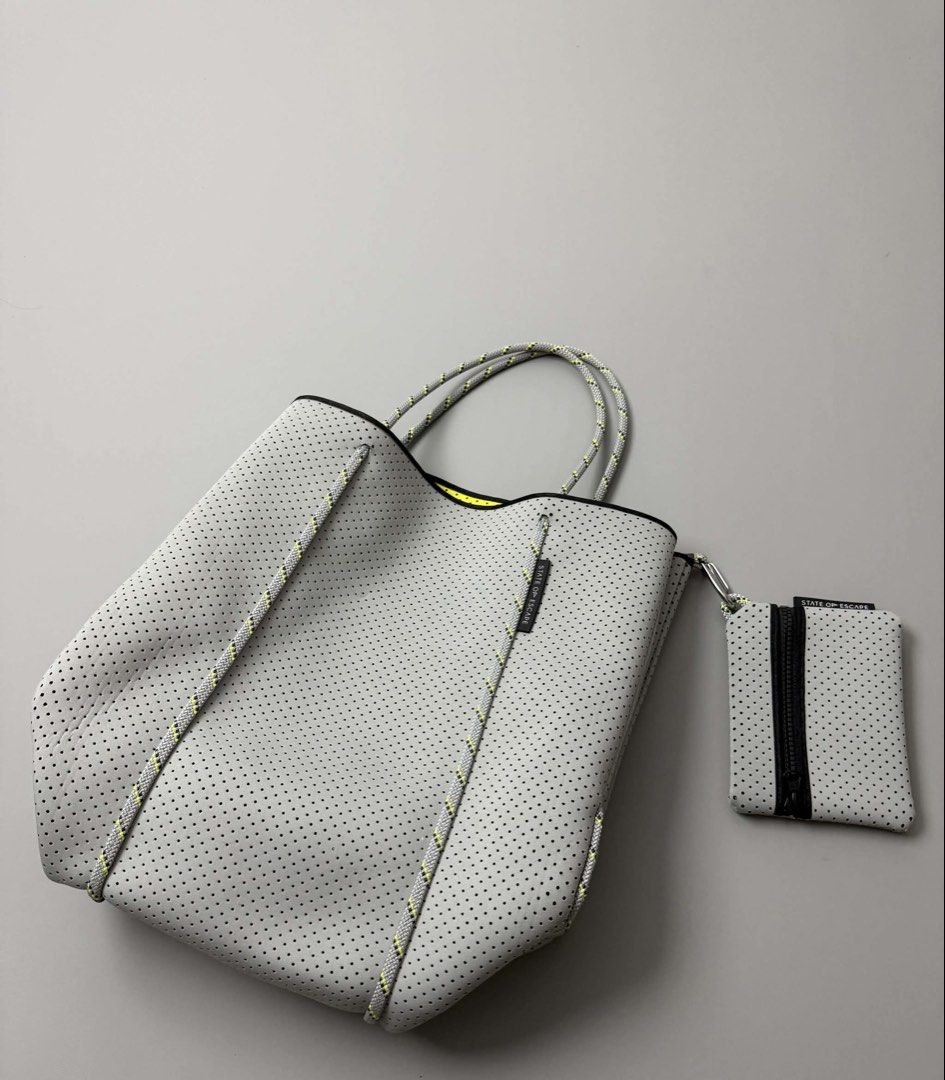 STATE OF ESCAPE (Category: Tote Bags) located in Guagua. Submitted by sweetboyy (Listing ID 1464051289, Image 1). Description: STATE OF ESCAPE TOTE GREY WITH LIME&BLK STRAPS (LIMITTED EDITION).
