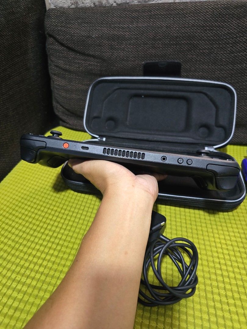 Steamdeck oled 1TB variant anti glare (Category: Others) located in Caloocan City. Submitted by jesonvillegas (Listing ID 1464042581, Image 3). Description: 🔥 FOR SALE — STEAM DECK OLED 1TB ANTI GLARE VARIANT FULL OF GAMES OF YOUR CHOICE 🔥 ━━━━━━━━━━━━━━━━━━━━ 💰 PRICE: 🔥 ₱36,495 FIXED PRICE ━━━━━━━━━━━━━━━━━━━━ 📦 INCLUSIONS: ✅ Charger ✅ Case ✅ pouch ━━━━━━━━━━━━━━━━━━━━ ✨ CONDITION: ✅ No issue ✅ Good working condition ✅ Ready to use ✅ Plug &