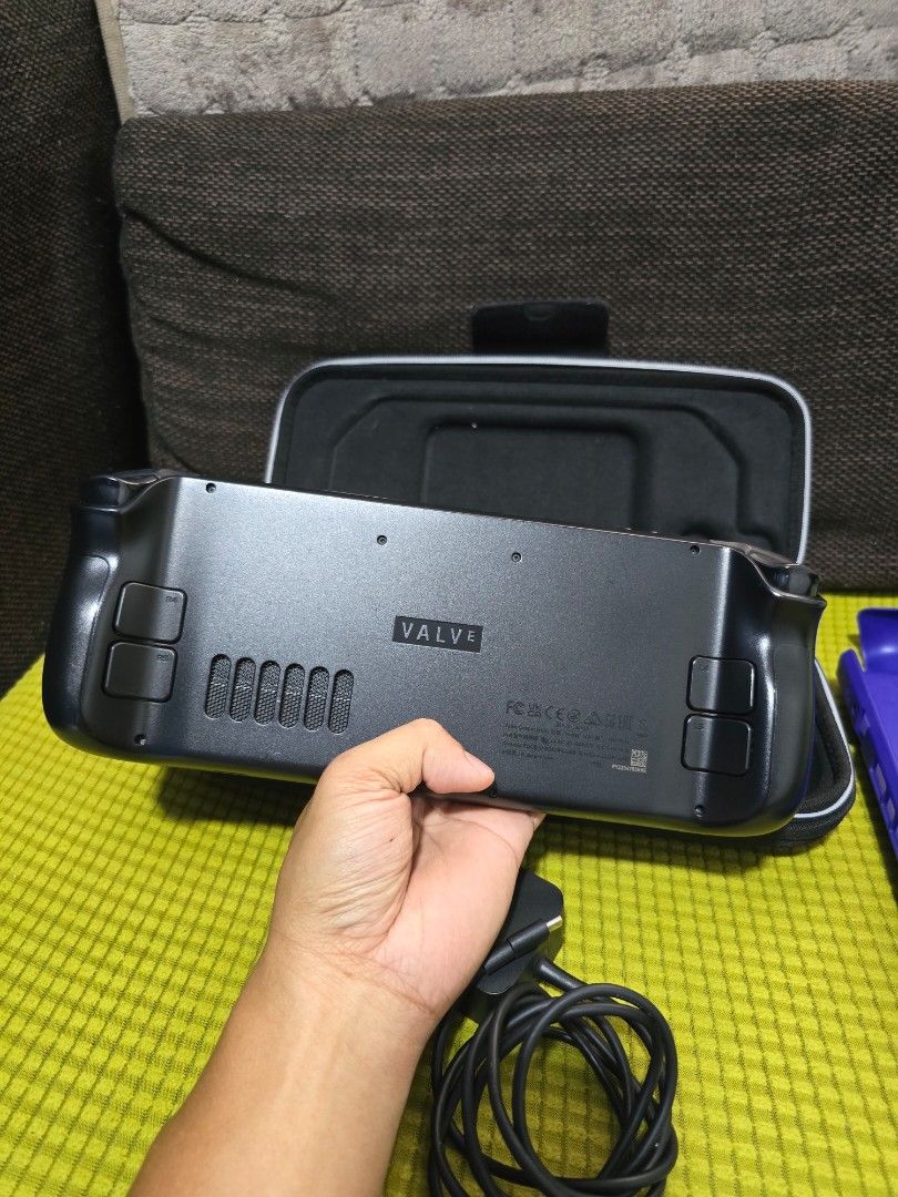Steamdeck oled 1TB variant anti glare (Category: Others) located in Caloocan City. Submitted by jesonvillegas (Listing ID 1464042581, Image 2). Description: 🔥 FOR SALE — STEAM DECK OLED 1TB ANTI GLARE VARIANT FULL OF GAMES OF YOUR CHOICE 🔥 ━━━━━━━━━━━━━━━━━━━━ 💰 PRICE: 🔥 ₱36,495 FIXED PRICE ━━━━━━━━━━━━━━━━━━━━ 📦 INCLUSIONS: ✅ Charger ✅ Case ✅ pouch ━━━━━━━━━━━━━━━━━━━━ ✨ CONDITION: ✅ No issue ✅ Good working condition ✅ Ready to use ✅ Plug &