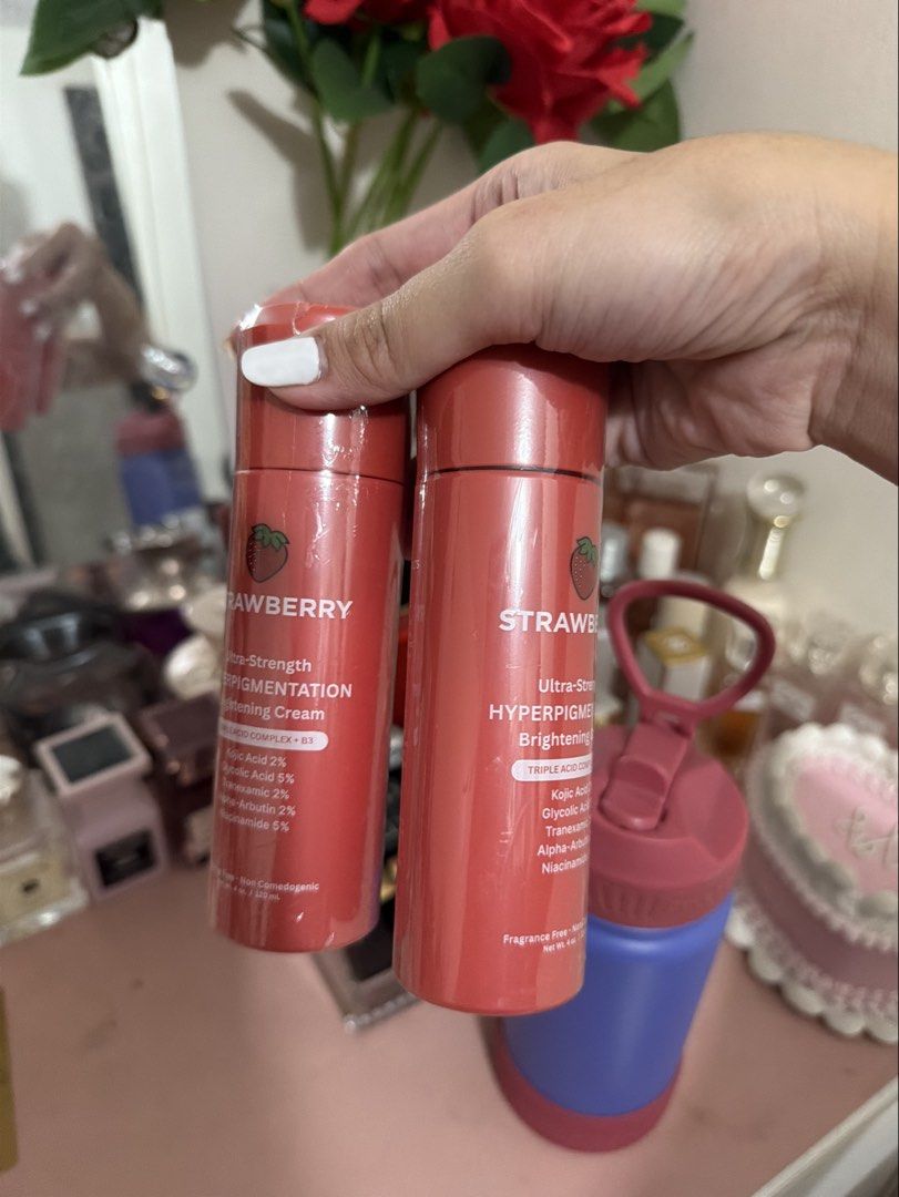 Strawberry Ultra Strength Hyperpigmentation (Category: Face Care) located in Las Pinas. Submitted by gmonteros (Listing ID 1464086773, Image 1). Description: Amazon UK.
