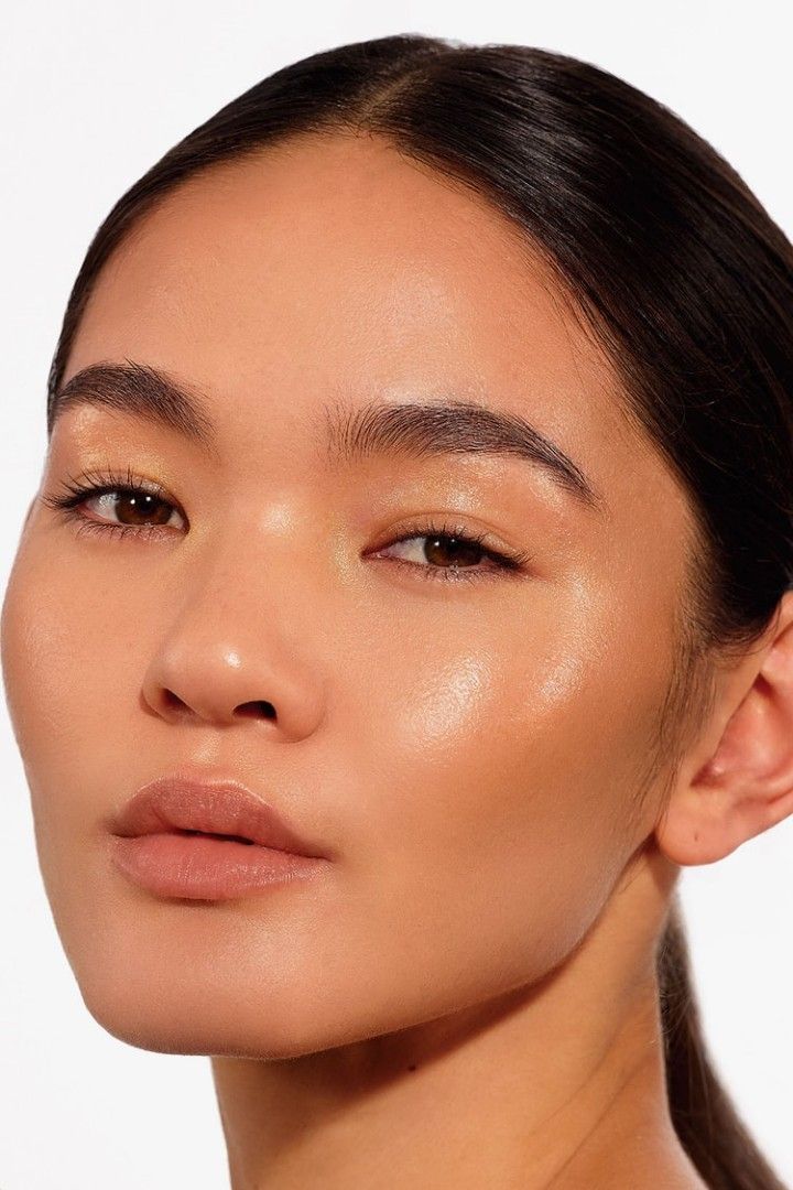 sunnies face faceglass liquid luminizer - nova (Category: Makeup) located in Pasig City. Submitted by pottyhead.22 (Listing ID 1464004830, Image 3). Description: .