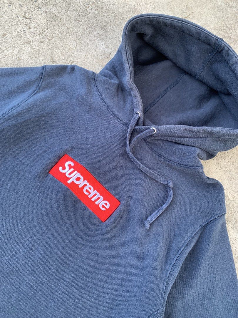 Supreme Box Logo Hoodie (Category: Hoodies) located in Kalibo. Submitted by thriftyfinds09 (Listing ID 1464043262, Image 3). Description: Supreme Box Logo Hoodie Excellent condition Size L 22 width 29 length Need wash Color rate:9/10.