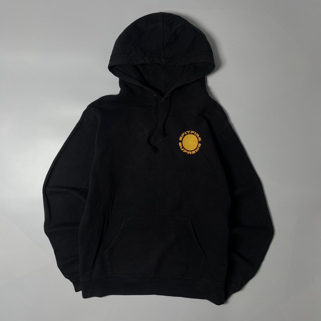 Supreme Hoodie Authentic (Category: Hoodies) located in Cavite. Submitted by ferrerapparel. (Listing ID 1464108973, Image 2). Description: Good condition Color rate:9/10 Authenticity guaranteed L-XL.