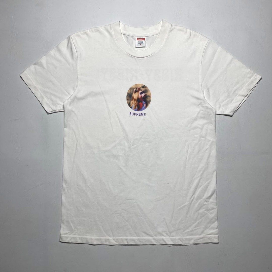 SUPREME MISS PIGGY “KISSY KISSY” (Category: Shirts) located in San Fernando. Submitted by upwear.ph (Listing ID 1464071091, Image 1). Description: SUPREME MISS PIGGY “KISSY KISSY” CONDITION: EXCELLENT SIZE : SMALL FIT TO MEDIUM DIMENSION: W19.5 x L28 ISSUE: NONE .