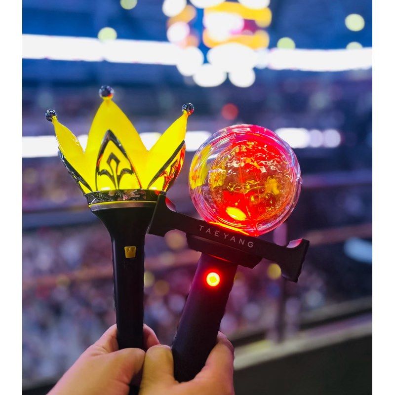 Taeyang Official Light Stick (Category: Other Merchandise) located in Muntinlupa City. Submitted by hermanasbfl (Listing ID 1464091731, Image 2). Description: Used only once.