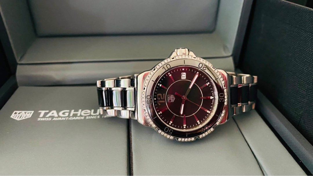 Tag Heuer Formula 1 Ceramic Diamonds Bezel Watch (Category: Women's Watches) located in Manila. Submitted by annafinds (Listing ID 1464064981, Image 2). Description: ₱57,999 Auth Tag Heuer Formula 1 Ceramic Diamonds Bezel Watch for Ladie’s -37mm Case Size -Sapphire Glass -Black Dial -Swiss Made -Black Ceramic & Stainless Steel -Quartz Movement -Small to Medium Wrist Size -In Excellent Condition 📌Disclaimer:📌 I Claim to be a Legit Watch Reseller