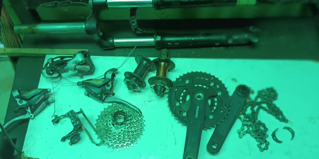 Take all mtb parts (Category: Bicycles) located in Paranaque City. Submitted by vinnoogie63 (Listing ID 1463956472, Image 2). Description: combination of shimano & suntour group set and suntour coil shocks ..stock parts of merida bike TAKE ALL GROUP SET AND SHOCKS!.