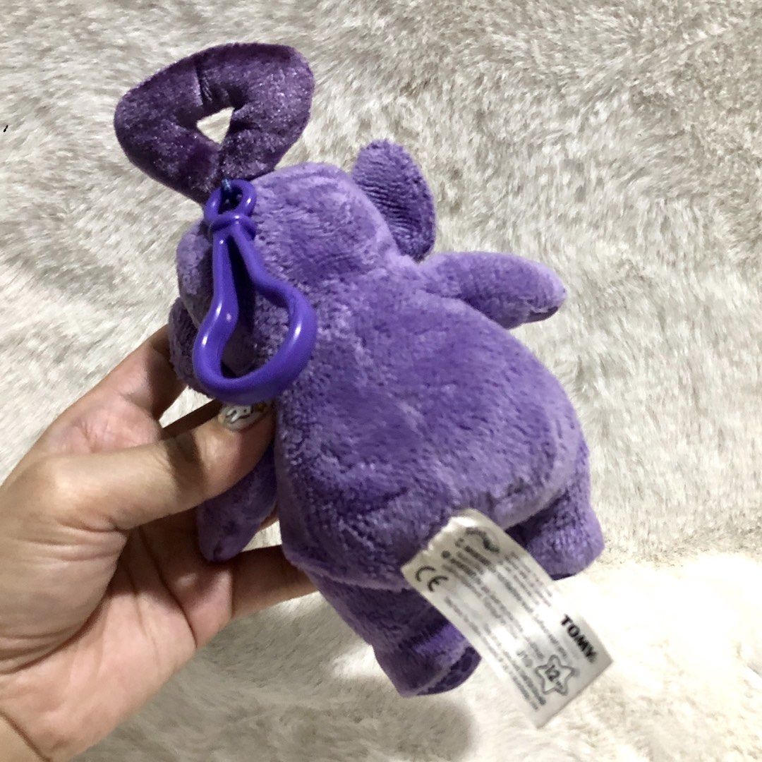 Teletubbies Tinky Winky Bag Charm (Category: Plushies & Soft Toys) located in Quezon City. Submitted by kitsune.treasures (Listing ID 1464093003, Image 3). Description: *First to pay policy! *1 day reservation only. Failure to pay on time, auto cancel. 📍Quezon City * MOD: J&T | Lalamove * MOP: GCASH | BPI 📦ON HAND AND READY TO SHIP! CONDITION: WHAT YOU SEE IS WHAT YOU GET. Dimensions: Kindly check the photos for the actual measurements. Please 