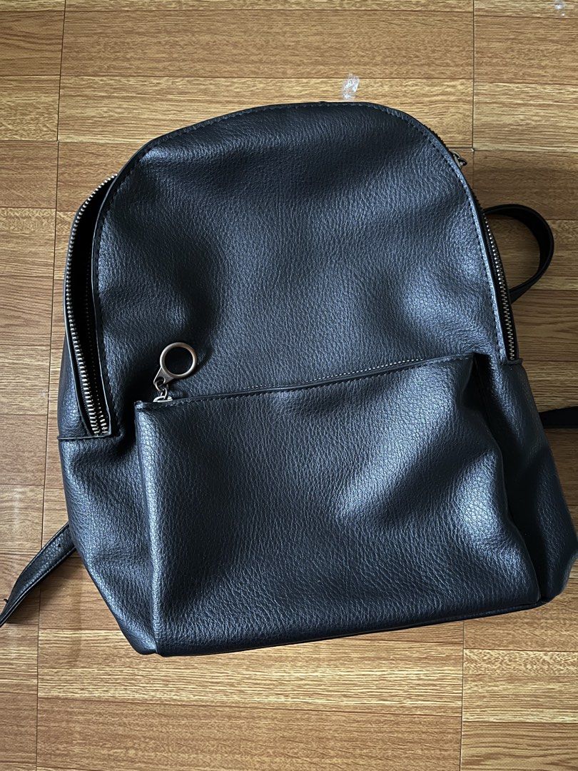 Terranova Backpack (Category: Backpacks) located in Quezon City. Submitted by hellochantal (Listing ID 1464017321, Image 1). Description: .