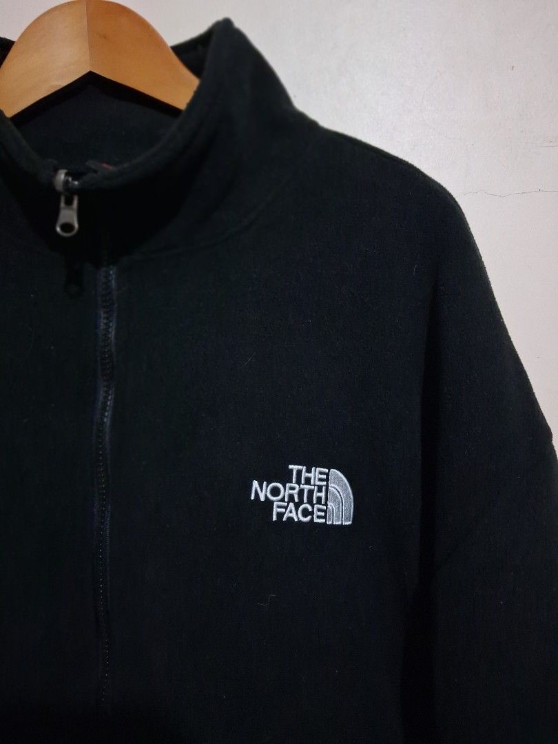 The North Face Black Fleece Full Zip Jacket (Category: Coats, Jackets and Outerwear) located in Manila. Submitted by randf_selections (Listing ID 1464124496, Image 3). Description: Black fleece jacket from The North Face. Full zip closure. Has the embroidered logo on the chest. Great for layering or wearing on its own. Comfortable and warm material. Good for outdoor activities or casual wear..