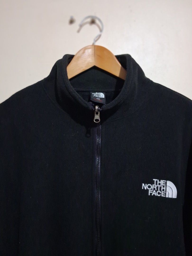 The North Face Black Fleece Full Zip Jacket (Category: Coats, Jackets and Outerwear) located in Manila. Submitted by randf_selections (Listing ID 1464124496, Image 2). Description: Black fleece jacket from The North Face. Full zip closure. Has the embroidered logo on the chest. Great for layering or wearing on its own. Comfortable and warm material. Good for outdoor activities or casual wear..