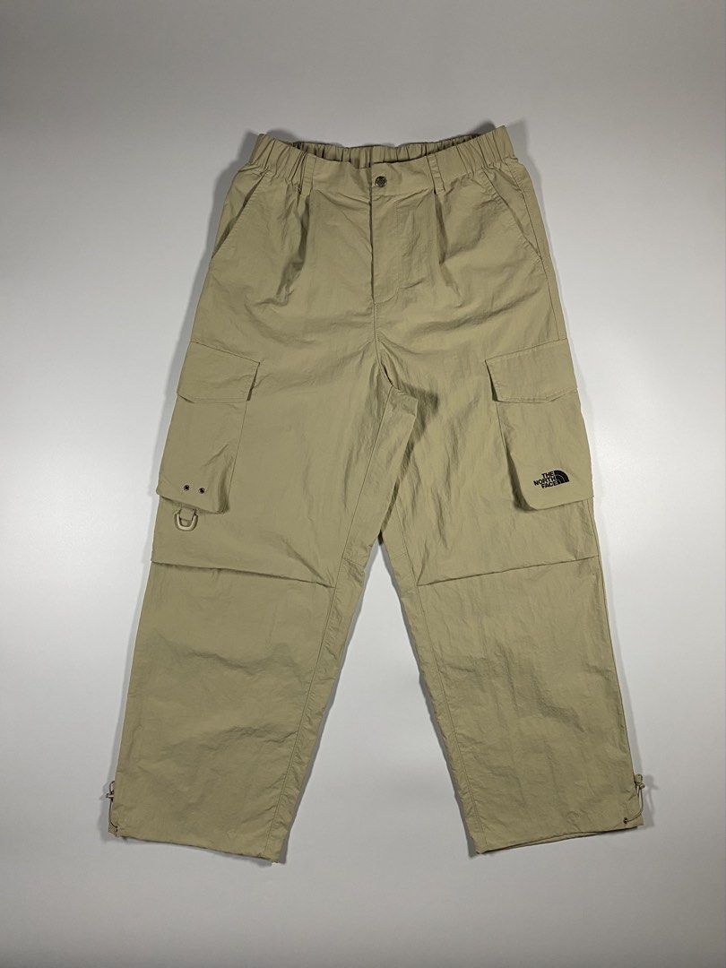 The North Face Nylon Cargo Pants (Large) (Category: Activewear) located in Porac. Submitted by pepasoutdooressentials (Listing ID 1464014299, Image 1). Description: The North Face Nylon Cargo Pants (Large) - Lightweight, quick-dry Dimension Width: 30-36" Length: 40" Leg Opening: 9.5" Condition: Excellent Issue: None See pics for more details Color may vary due to lighting Location: Pampanga.