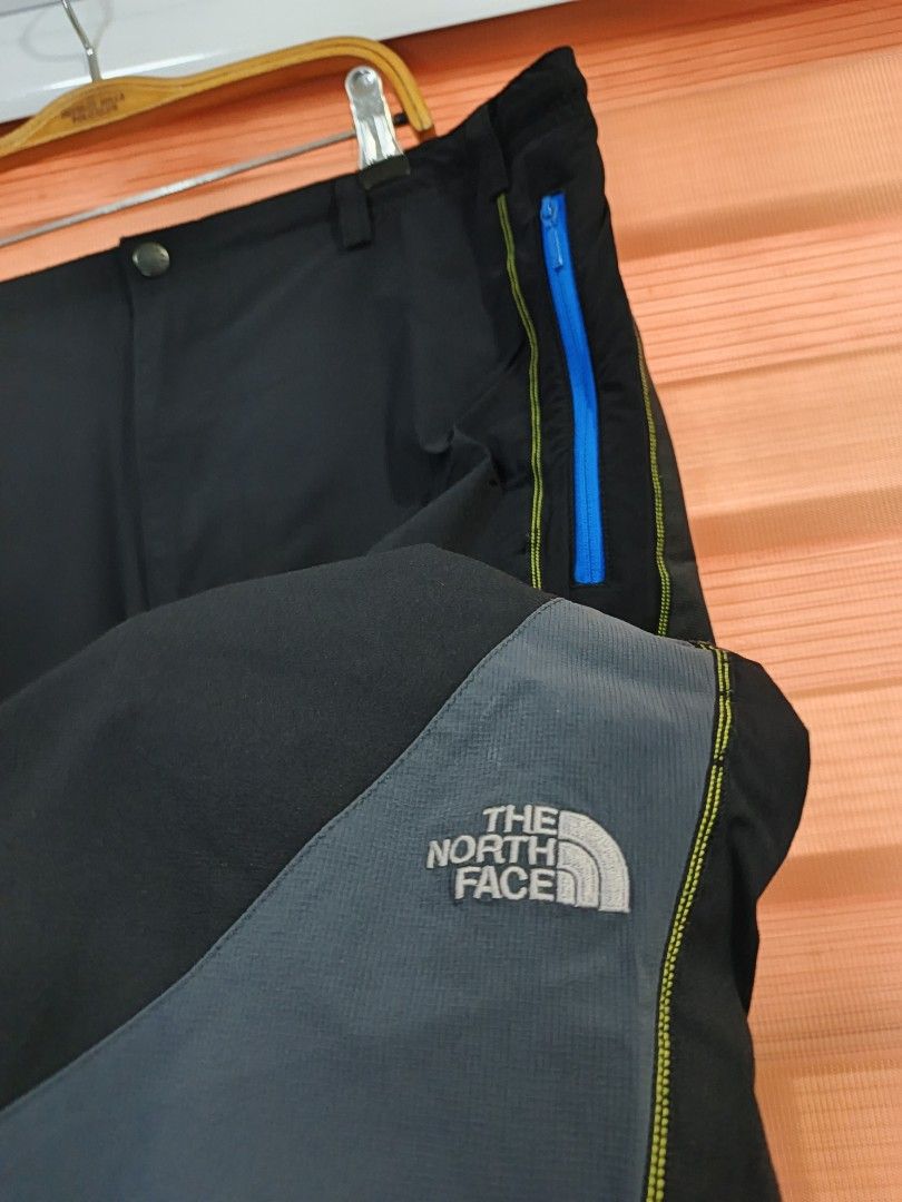 The North Face Summit Series Hiking Pants (Category: Activewear) located in Cabuyao City. Submitted by dthrifts (Listing ID 1464028784, Image 2). Description: 32-36 W 40.5 L Authentic Quick Dry / Stretchable Brand New Condition.