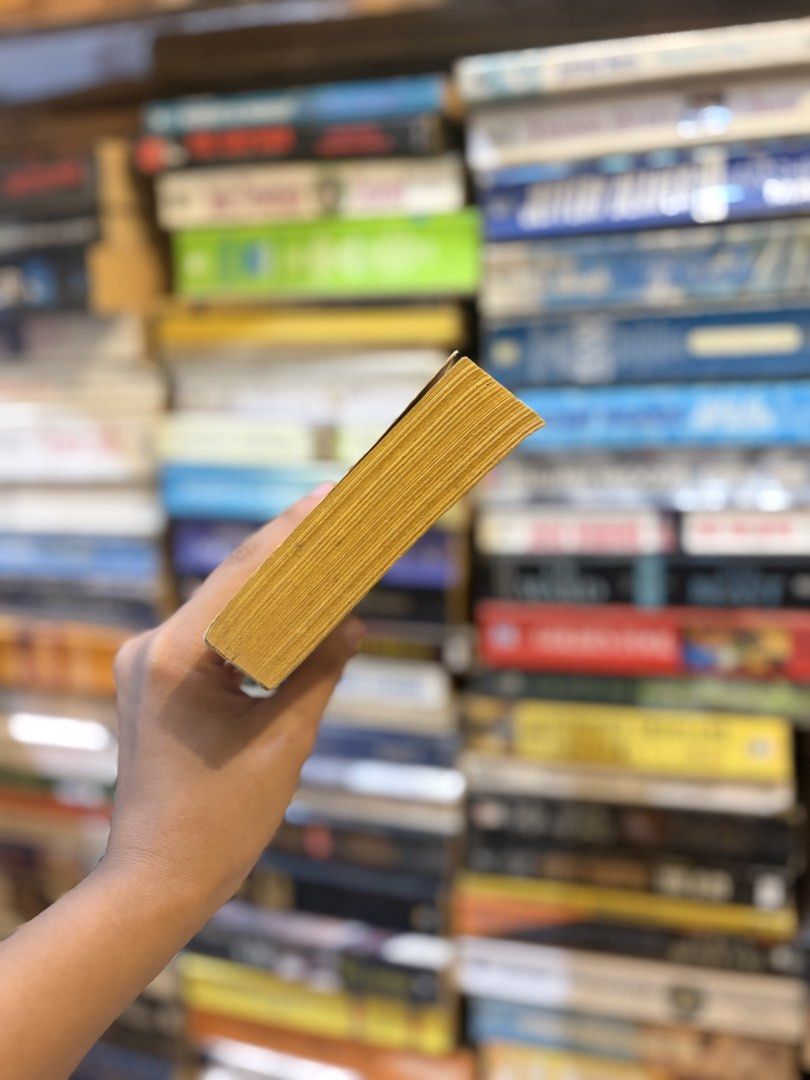 The Scarlatti Inheritance by Robert Ludlum (Category: Storybooks) located in Calamba. Submitted by ealectrice27 (Listing ID 1464122001, Image 2). Description: Mode of Payment: Gcash, PNB, Maribank Mode of Delivery: Jnt, Lbc, Lalamove Meet up/Pick up: Anywhere around Calamba .