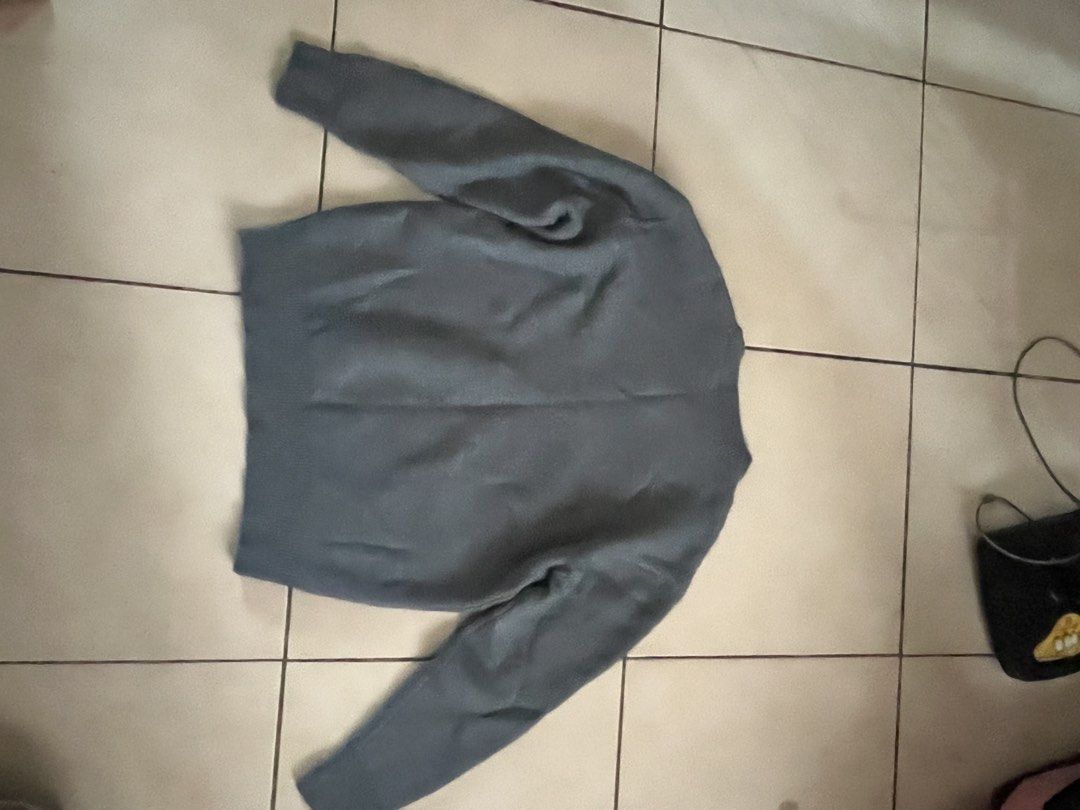 Thick Knitted Sweater Acne Studios Alt (Category: Coats, Jackets and Outerwear) located in Imus. Submitted by noojabez (Listing ID 1463970037, Image 2). Description: Color rate: 10/10 Condition: 9.5/10 Very thick n comfy Dimes: 21L x 25W can fit L TO M Korean Clothing Brand : DSCOMPANY LIGHTING CAUSES THE SWEATER TO TURN GRAY ORIGINALLY LIGHT BLUE COLOR acnestudios Acne Studios Sweater Knitted.