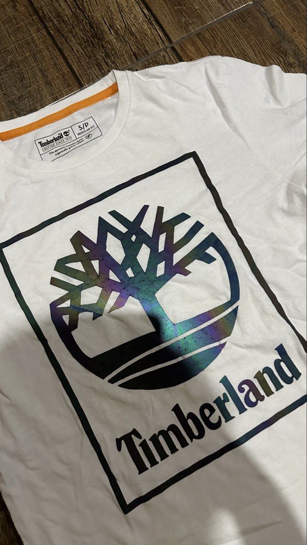 TIMBERLAND REFLECTORIZE TSHIRT (Category: Tshirts & Polo Shirts ) located in Manila. Submitted by urban-vintage_2 (Listing ID 1463972066, Image 3). Description: ISSUE: NONE (NEED WASH) MOP :GCASH (NO COD) SHIP VIA: LALAMOVE & J&T LOCATION: PASIG CITY LENGTH: 25 WIDTH : 20 .