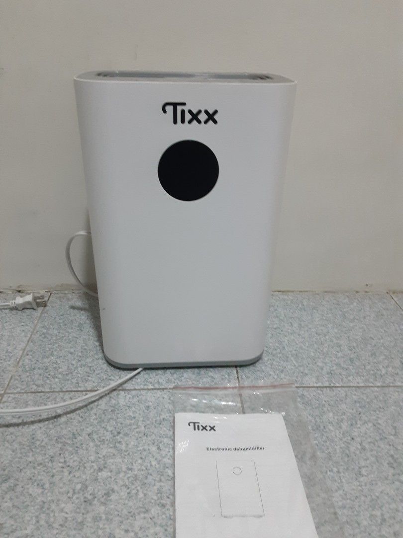 Tixx Electronic Dehumidifier 1000ml/day 2.5L 60m2 (Category: Air Purifiers & Dehumidifiers) located in Iligan City. Submitted by chreystoug34645 (Listing ID 1464035476, Image 1). Description: FOR SALE DEHUMIDIFIER!!! Tixx Air Dehumidifier 3-in-1 Dehumidifier, Air Purifier & Clothes Dryer Bought for: ₱1,700 Selling Price: ₱1,500 (slightly negotiable) Condition: Slightly used RFS: Got a new dehumidifier Specifications: Please see the photos for det