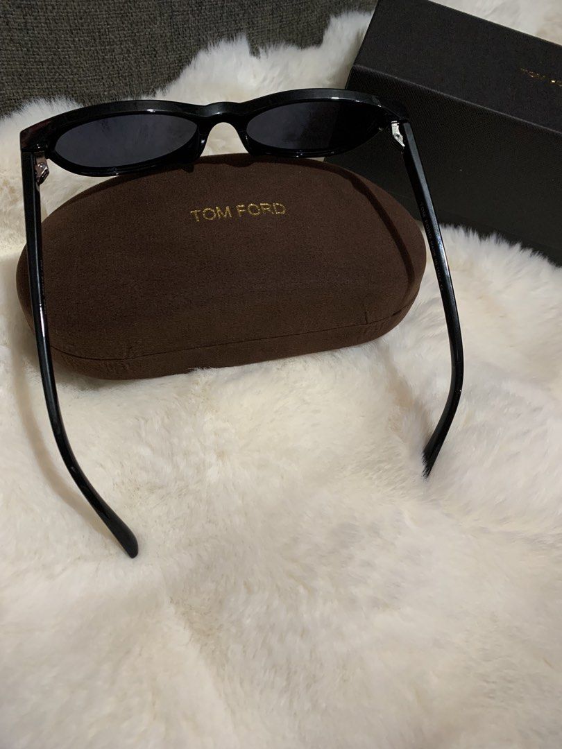 Tomford shades ladies (Category: Sunglasses & Eyewear) located in Manila. Submitted by alexclima15202 (Listing ID 1463990709, Image 3). Description: Actual pic posted.
