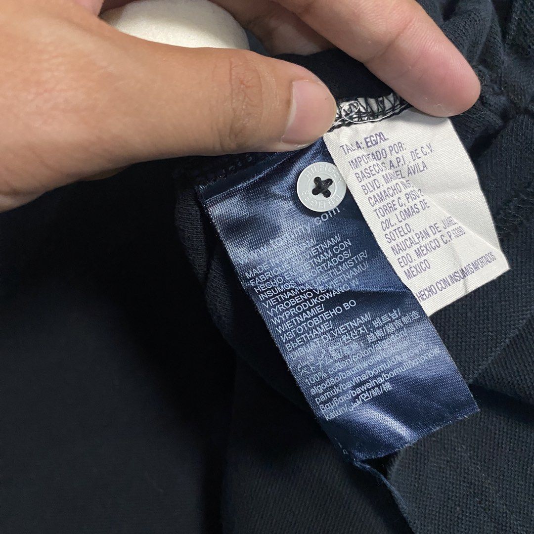 Tommy hilfiger (Category: Formal Shirts) located in Digos. Submitted by thriftnigoy (Listing ID 1464012074, Image 3). Description: TOMMY HILFIGER 600🏷️ Dimes: inches Width 23 length: 29-30 - Excellent condition - color rate 9.8 - no issue.