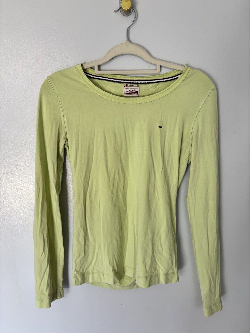 tommy hilfiger apple green longsleeves (Category: Longsleeves) located in Binan City. Submitted by byhiraeth (Listing ID 1464071848, Image 1). Description: .