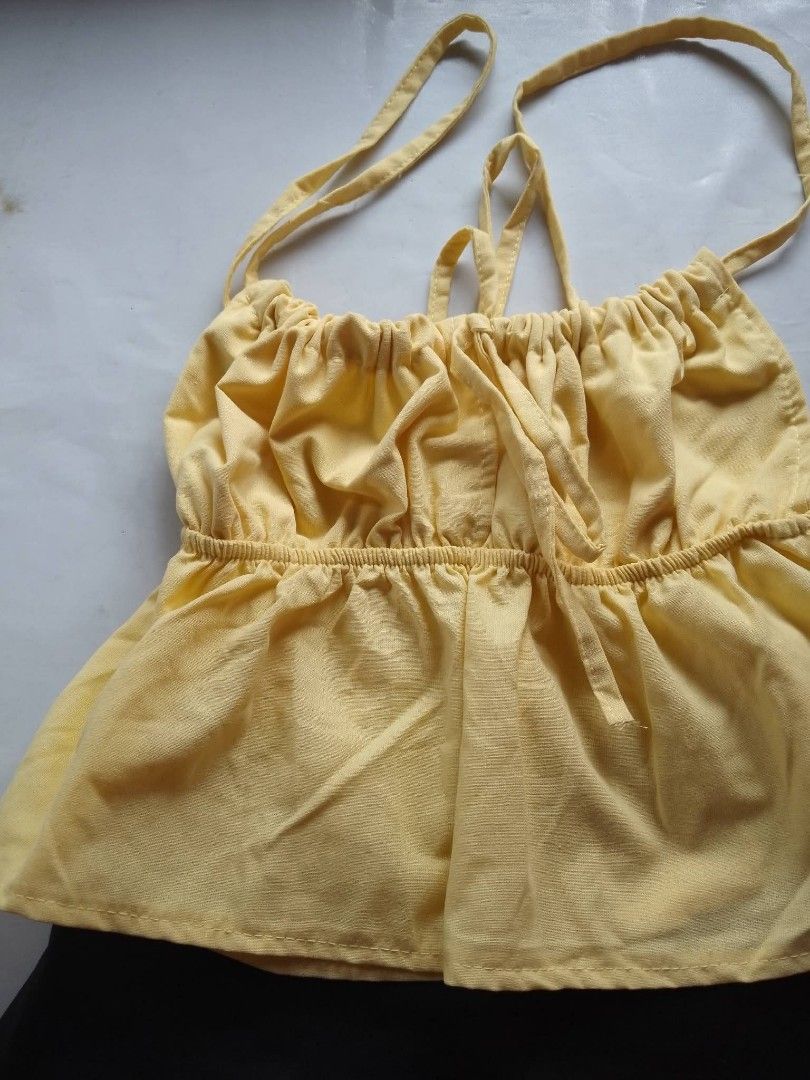 top and skirts (Category: Skirts) located in Los Banos. Submitted by fiercedolphin_fd6d32 (Listing ID 1463993261, Image 2). Description: brandnew top and skirt size: xs-s di kasya kaya benta na lang 100 take all.