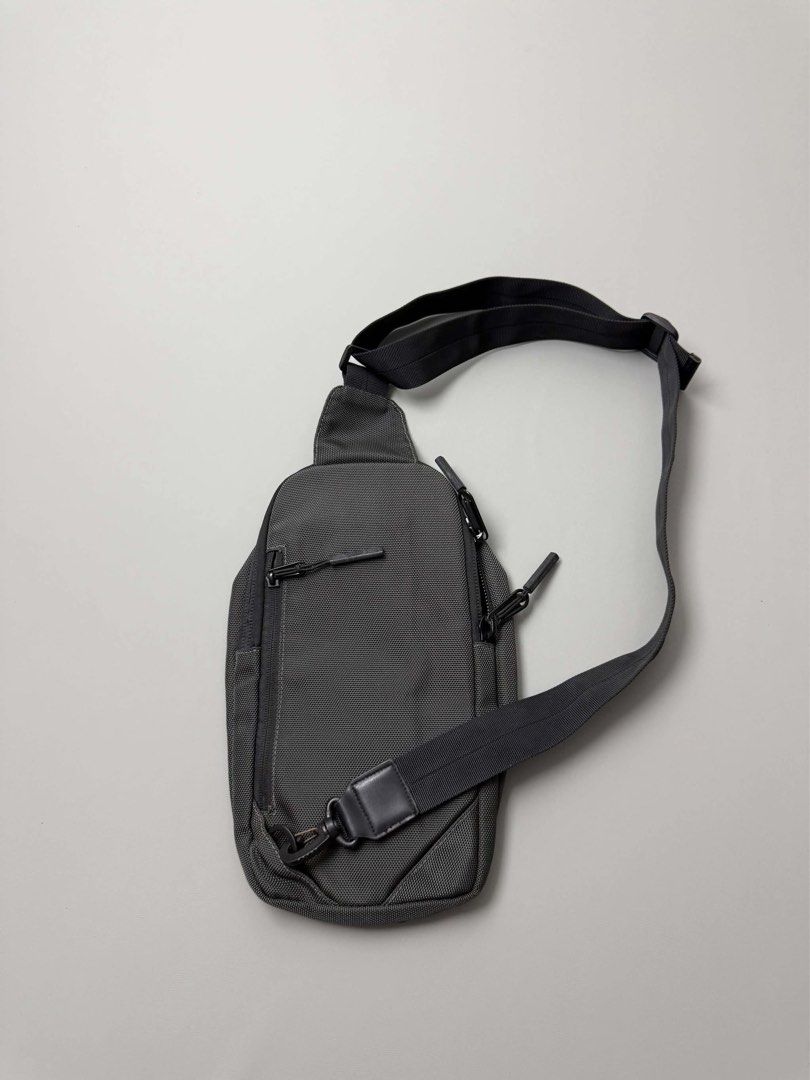 TOUGH (Category: Sling Bags) located in Guagua. Submitted by sweetboyy (Listing ID 1464059178, Image 3). Description: TOUGH COMMUTER CROSSBODY SLING BAG.