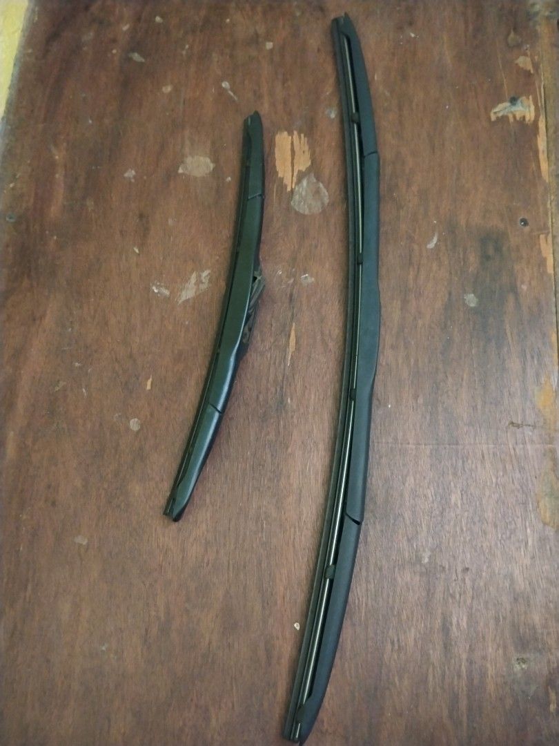 Toyota vios wiper (Category: Other Automotive Parts and Accessories) located in Las Pinas. Submitted by moty24 (Listing ID 1464133613, Image 2). Description: .