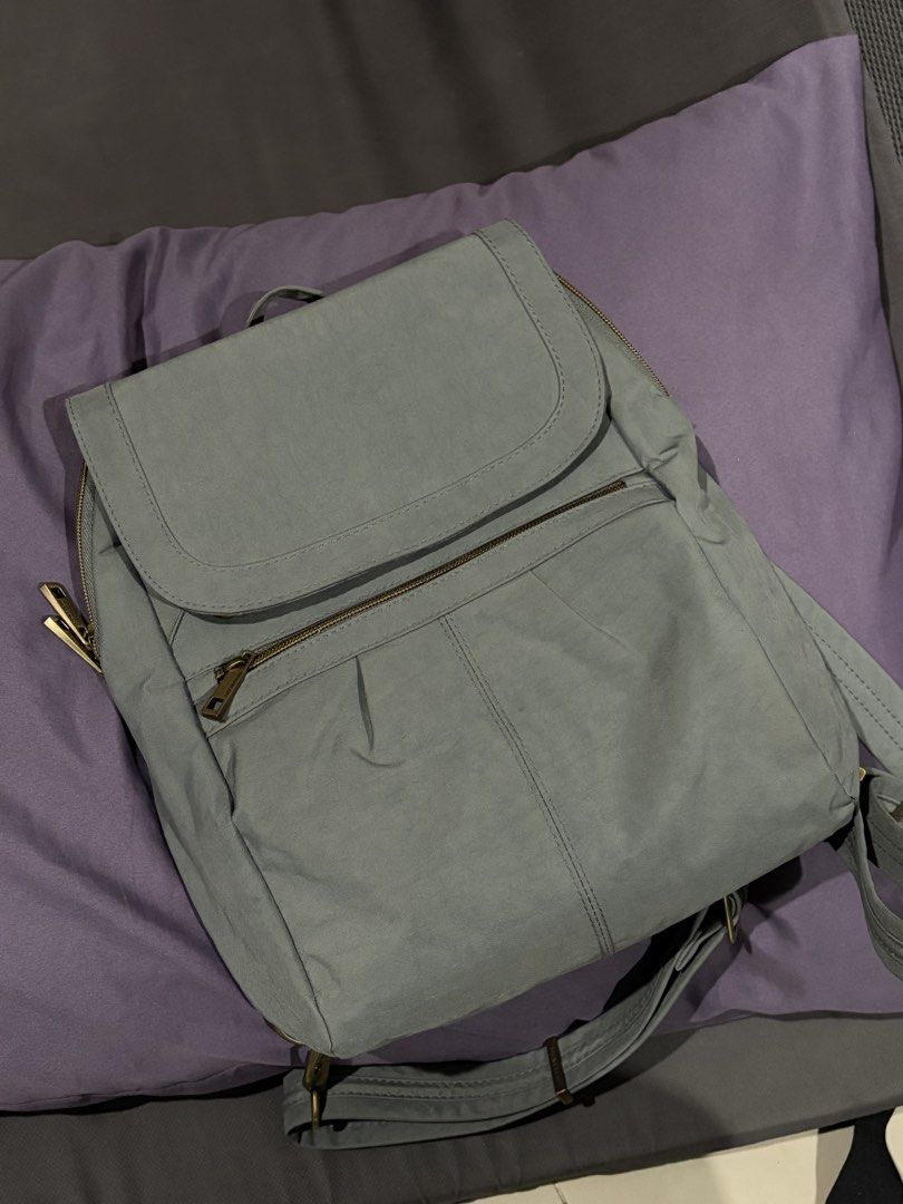Travelon Anti Theft RFID Small Backpack (Category: Backpacks) located in Bacolod City. Submitted by yeshua2000 (Listing ID 1464076401, Image 1). Description: Travelon Anti Theft RFID Small Backpack From US Balikbayan Box New | Never been used ₱2000 last price Bacolod City.