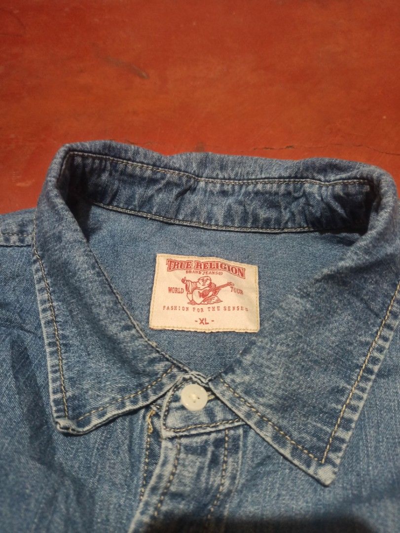 true religion (Category: Activewear) located in Davao. Submitted by thriftnisayre (Listing ID 1463999195, Image 3). Description: TR botton down excellent condition dimes 22/30 size xl.