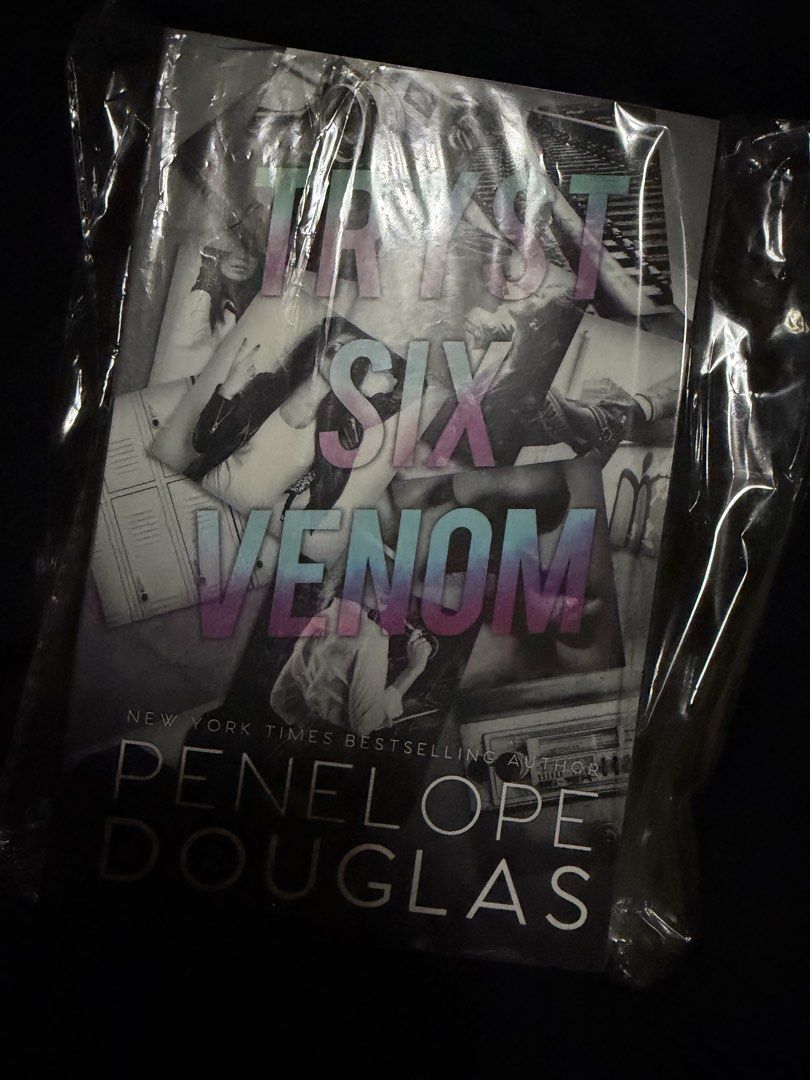 Tryst Six Venom - Penelope Douglas (Category: Storybooks) located in Mexico. Submitted by pahinahan (Listing ID 1464102200, Image 1). Description: .