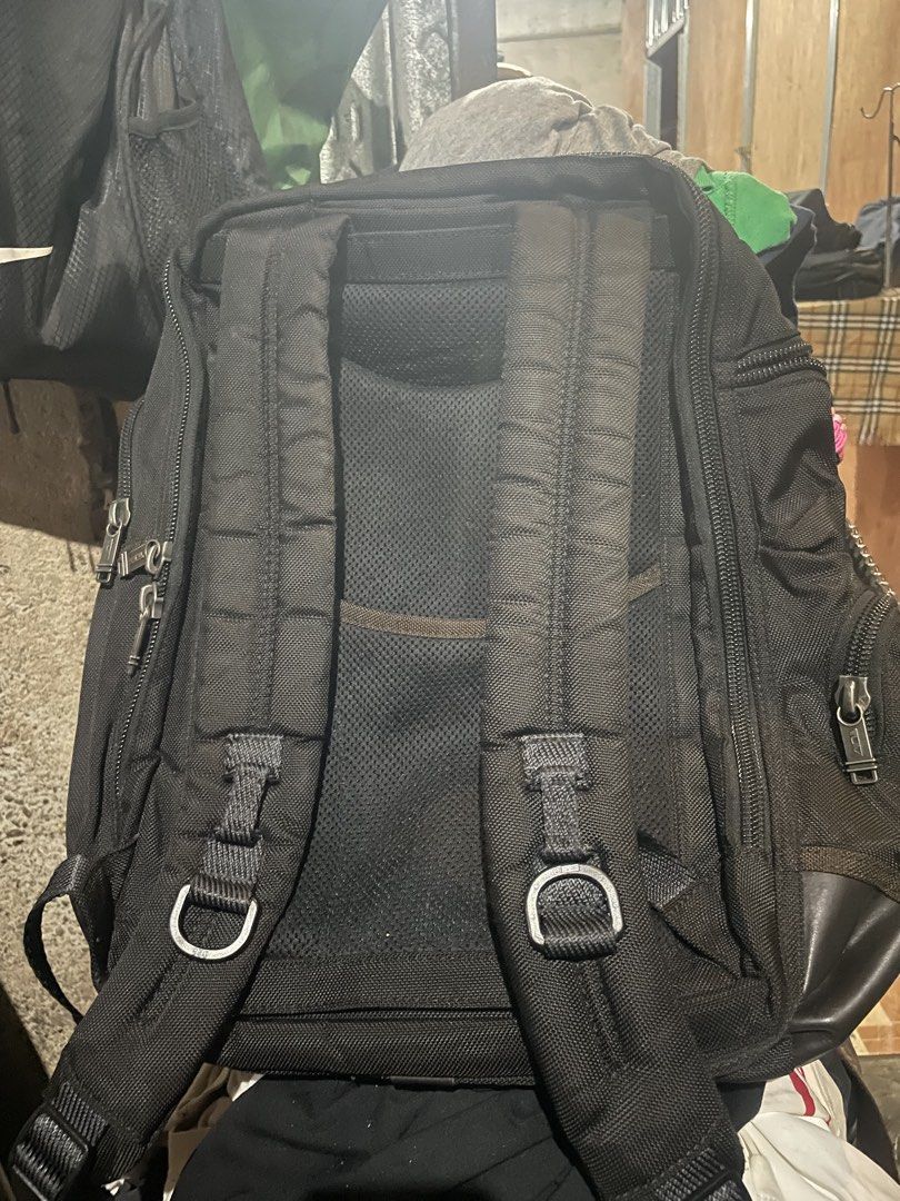 TUMI Alpha Bravo Backpack (Category: Luxury Bags & Wallets) located in Iligan City. Submitted by ileganteph (Listing ID 1464059902, Image 2). Description: YKK Zipper Tumi Hardwares With Creed With Metal Plate .