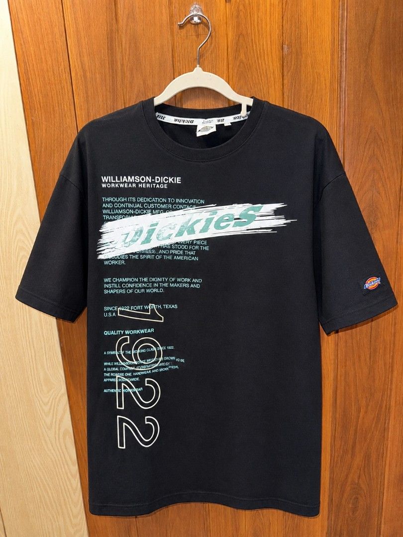 Ukay Branded (Category: Tshirts & Polo Shirts ) located in Bulacan. Submitted by ukaybrandedshop (Listing ID 1463990718, Image 3). Description: Ukay Ukay Branded Tshirt with tags pm lang daretso mabilis tayo kausap sa presyo deal 🙂💌.