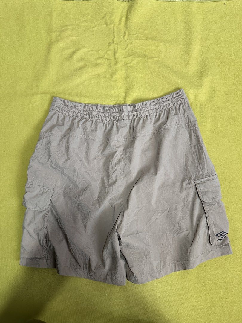 Umbro Cargo Lightweight Short (Category: Shorts) located in Isabel. Submitted by apedoutdoors (Listing ID 1464031591, Image 2). Description: Umbro Cargo Lightweight Short Excellent condition No issue Waistline - 31-33 Length - 18 Area - Isabel , Leyte Payment thru GCash 📩📩📩 Dm me if interested Via jnt.