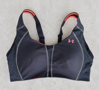 (Category: ) located in . Submitted by canadafashiondepot (Listing ID 1463959031, Image 1). Description: .