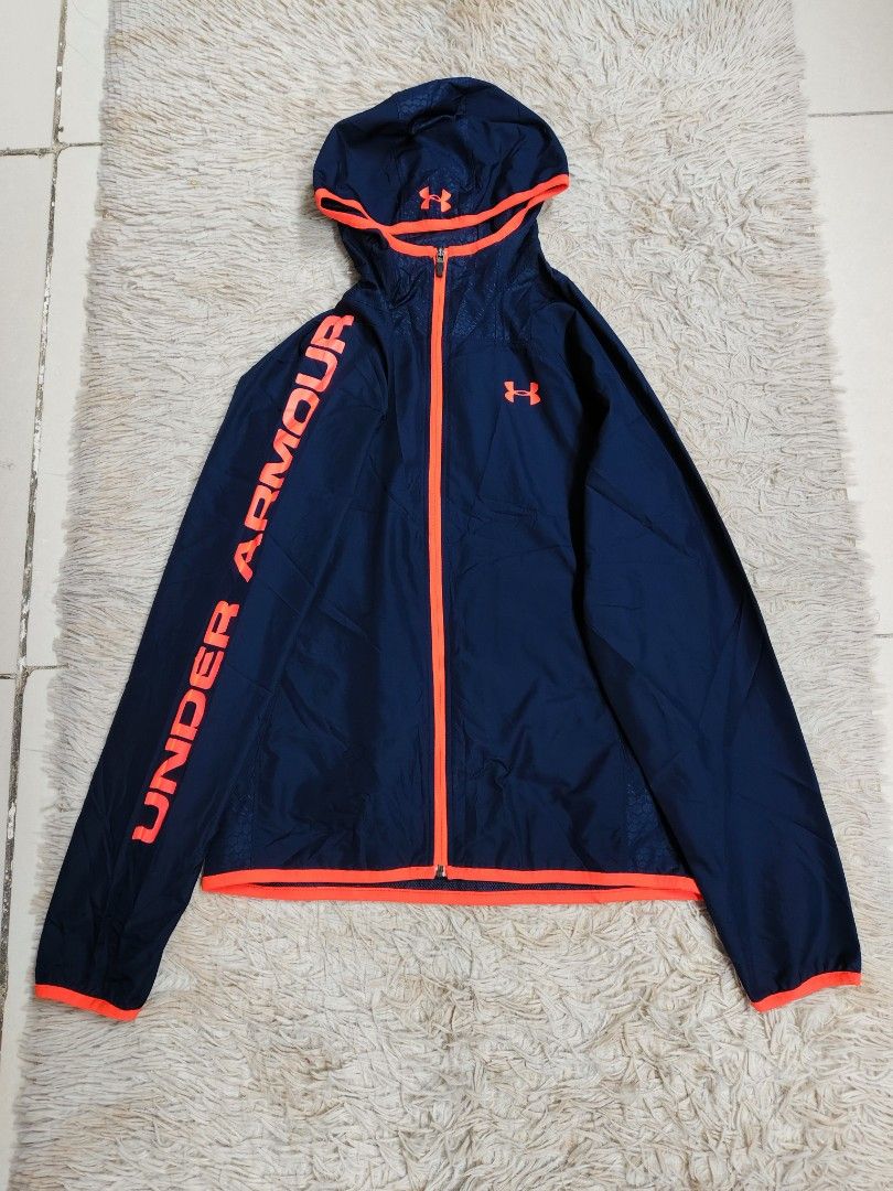 Under Armour Jacket for Women (Category: Coats, Jackets and Outerwear) located in Angeles City. Submitted by miss_independent01 (Listing ID 1463966345, Image 3). Description: Under Armour Jacket for Women Width: 20.5 Length: 27 Sleeve: 29 MOP: Gcash ✅ Mine Now, Pay Now ✅ First to Pay, Gets the Item 📍 PAMPANGA Courier: JnT 🚚🚚 PM 💌💌.