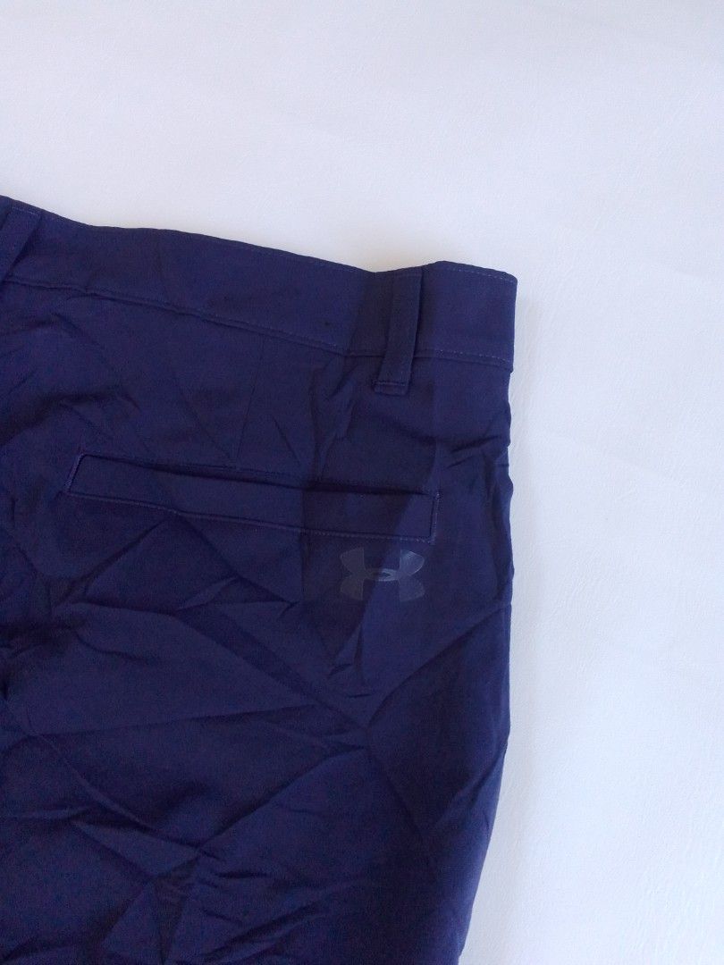 Under Armour Navy Blue Golf Shorts Size 38 (Category: Shorts) located in Malilipot. Submitted by santosbolofer (Listing ID 1464038262, Image 3). Description: Under Armour Navy Blue Golf Shorts Size 36-38 Length 19.5 Excellent to new condition 350 plus sf loc. Bicol.