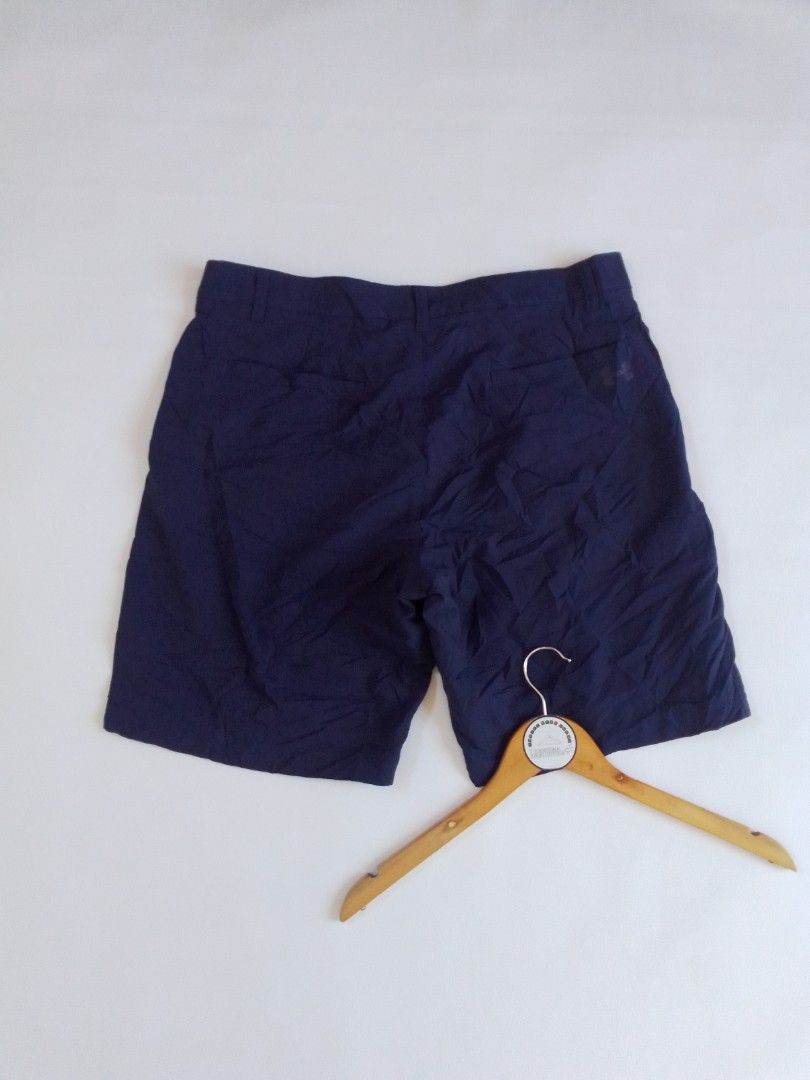 Under Armour Navy Blue Golf Shorts Size 38 (Category: Shorts) located in Malilipot. Submitted by santosbolofer (Listing ID 1464038262, Image 2). Description: Under Armour Navy Blue Golf Shorts Size 36-38 Length 19.5 Excellent to new condition 350 plus sf loc. Bicol.