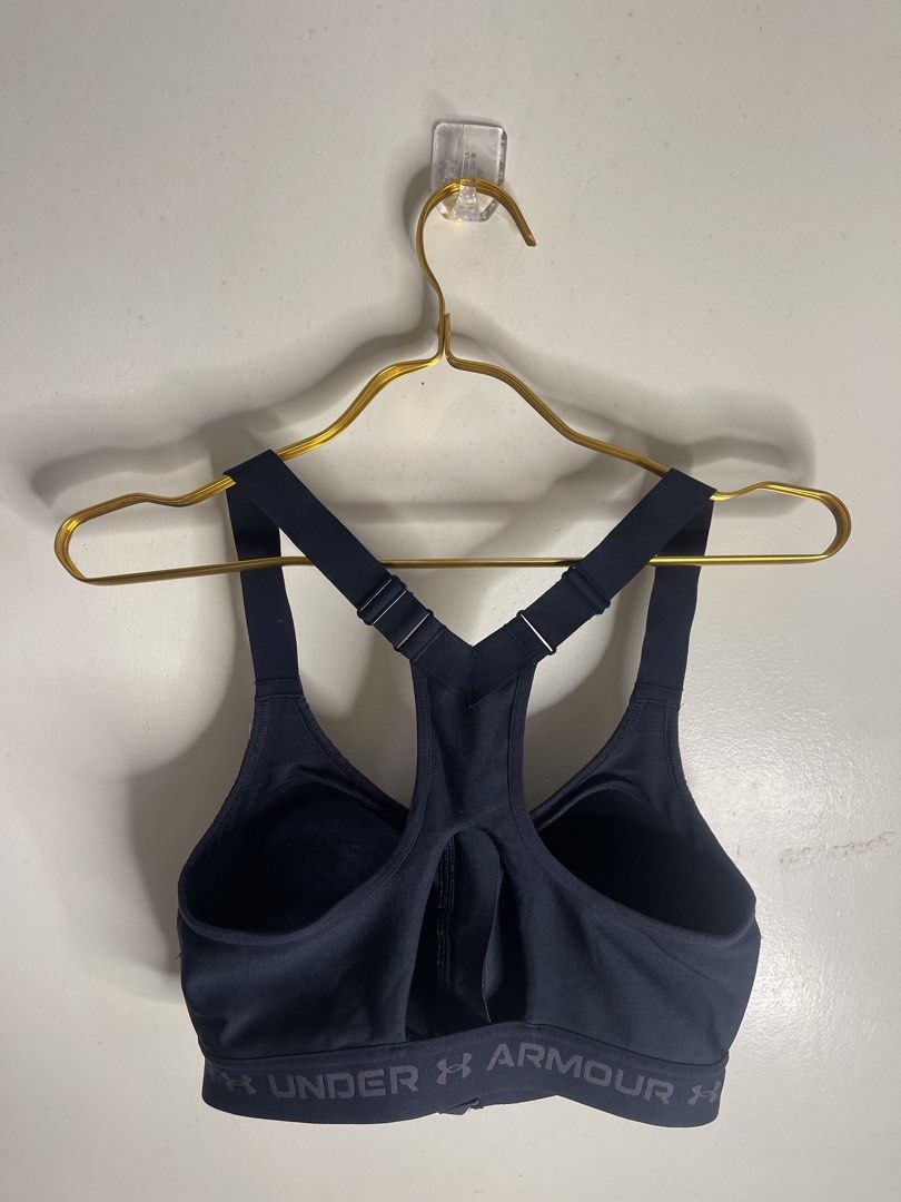 Underarmour zip up L cd23 (Category: Activewear) located in Baguio. Submitted by affordaprice_2600baguio (Listing ID 1463942486, Image 2). Description: .
