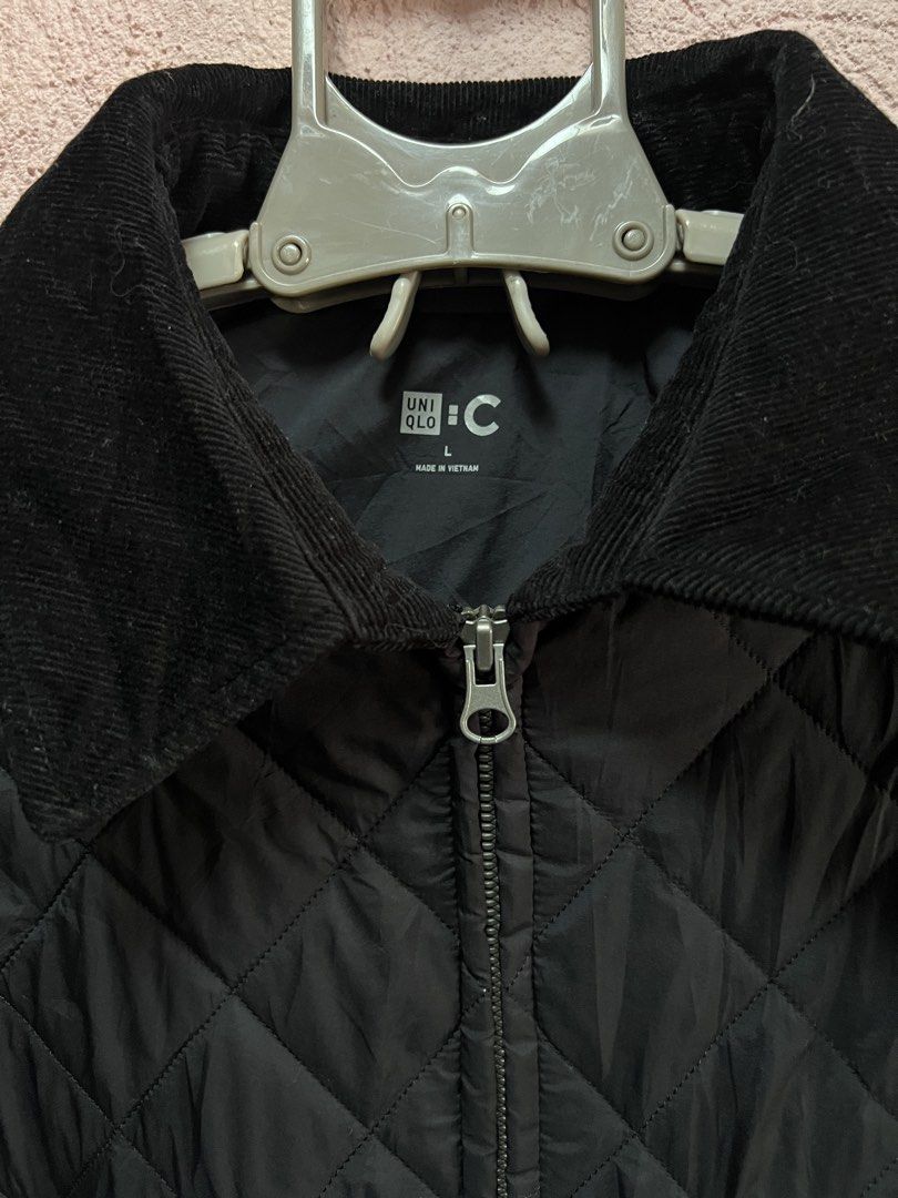 UNIQLO :C Quilted Jacket Black Size L (Category: Coats, Jackets and Outerwear) located in Nabua. Submitted by gandathriftstore (Listing ID 1463971240, Image 2). Description: -Black Uniqlo : C PUFFTECH Warm Padded Blouson featuring a quilted diamond pattern and a contrasting corduroy collar AS NEW NO ISSUE 24x24 dimension 10/10 condition .