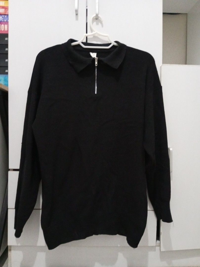 Half Zip Collared Knit Sweater (Category: Coats, Jackets and Outerwear) located in Manila. Submitted by lofiley (Listing ID 1464029524, Image 3). Description: - Orig price 650 - Grey and blackknit sweater - Half-zip and collar design - Long sleeves with ribbed cuffs - Ribbed - Versatile for zipping up or down - Ideal for casual outfits and layering.