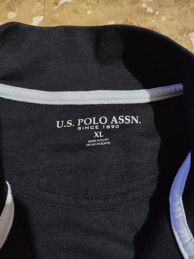 US POLO ASSN. FULL ZIP JACKET (Category: Activewear) located in Las Pinas. Submitted by jeusmanlangit (Listing ID 1464059062, Image 2). Description: US POLO ASSN. FULL ZIP JACKET SIZE: XL ON TAG DIMES: W: 26 L: 30 NO ISSUE 700 PESOS LANG DM📩.