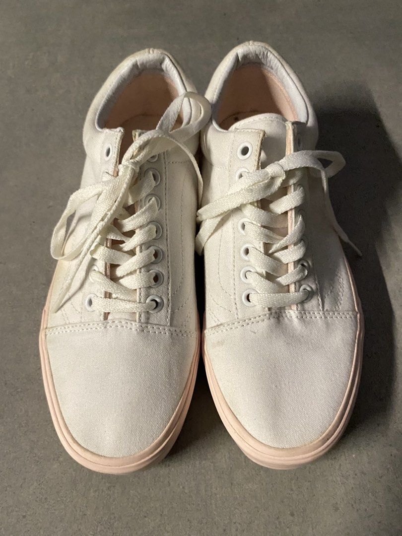 Vans Old Skool Pink Sole Canvas Sneakers (Category: Sneakers) located in Manila. Submitted by meijaji (Listing ID 1463238708, Image 3). Description: Never used. Sayang lang po kasi. From US thus year purchased .