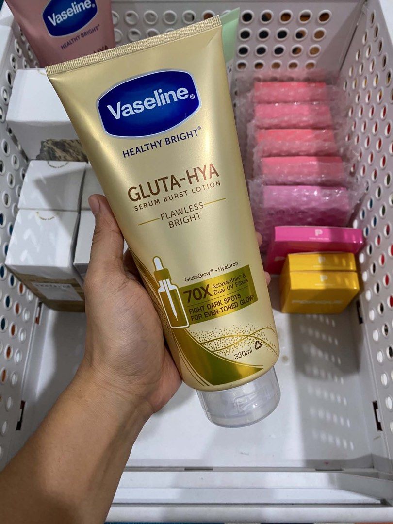 vaseline gluta-hya 330ml (Category: Body Care) located in Cavite. Submitted by rhizzaroo_ (Listing ID 1464003997, Image 2). Description: vaseline gluta-hya 330ml srp: ₱659 mine: ₱300 1 gold 1 pink.