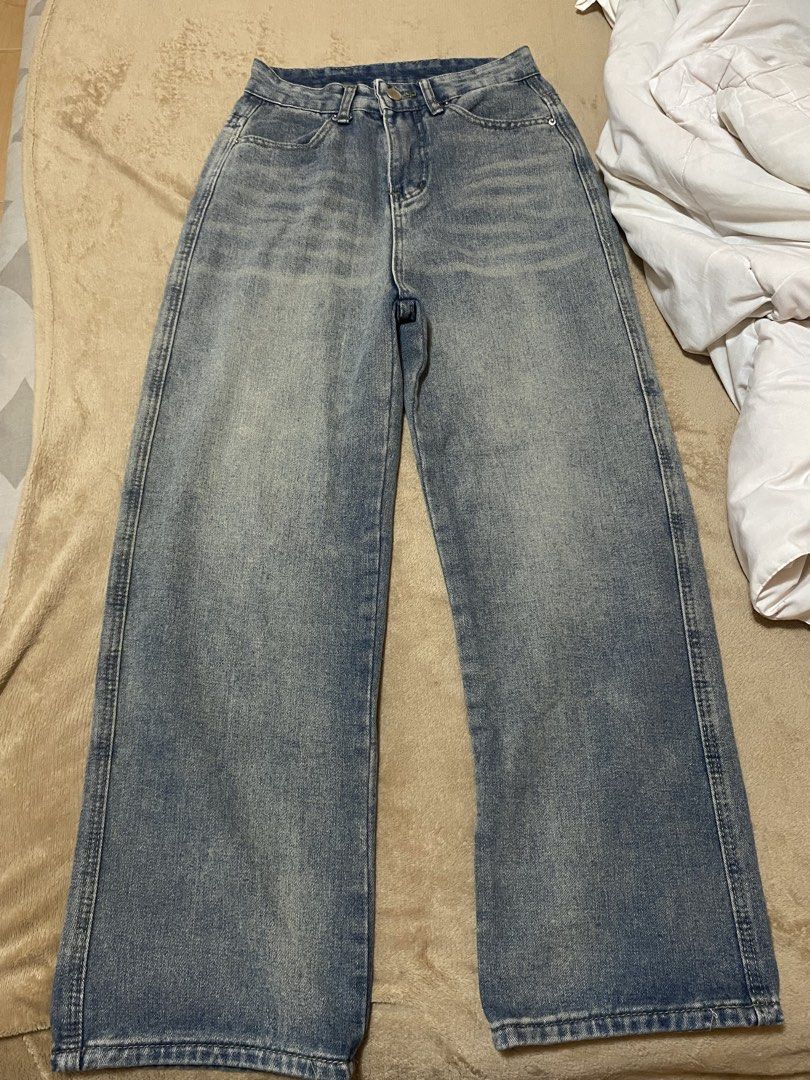 Vietnam Washed Straight Cut Pants (Category: Jeans) located in Santa Rosa. Submitted by k3nnyclths (Listing ID 1464058305, Image 3). Description: from viet, super hq! twice used, forgot the shop na since i bought it sa 🍊 app but banned na yung shop 🥲 24-25, small size, no flaws. quality like h&m pants also hard denim.