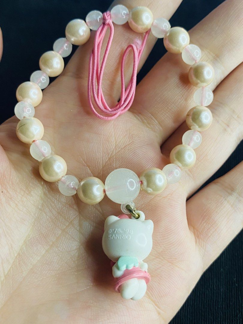 Vintage 1999 Sanrio Hello Kitty bracelet (Category: Vintage Collectibles) located in Manila. Submitted by kawaii_omocha_est2020 (Listing ID 1464116752, Image 3). Description: ✅ Mine Now, Pay Now ✅ Please check all photos for complete details. ✅ Please manage your expectations, most items are preloved and not for those who are sensitive about condition. ✅ Actual color may vary due to lighting conditions. ✅ Due to limited reply quota, I will only e