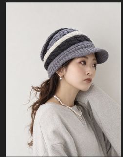 (Category: ) located in . Submitted by yourcuratedcloset (Listing ID 1461939049, Image 1). Description: .