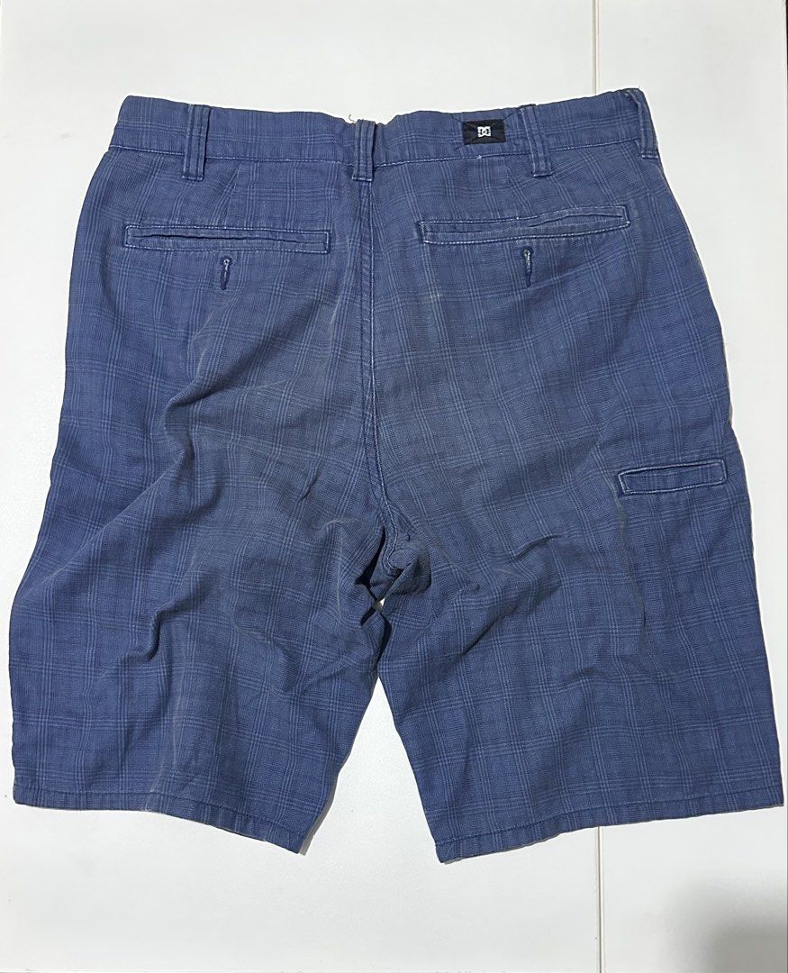 Vintage 90’s DC Skate Short (Category: Shorts) located in Manila. Submitted by got_loots (Listing ID 1464035058, Image 3). Description: WTS❗️❗️❗️ 90’s DC Skate Short Good Condition with Sign of Usage Width 30 Length 21 ₱350 Only.