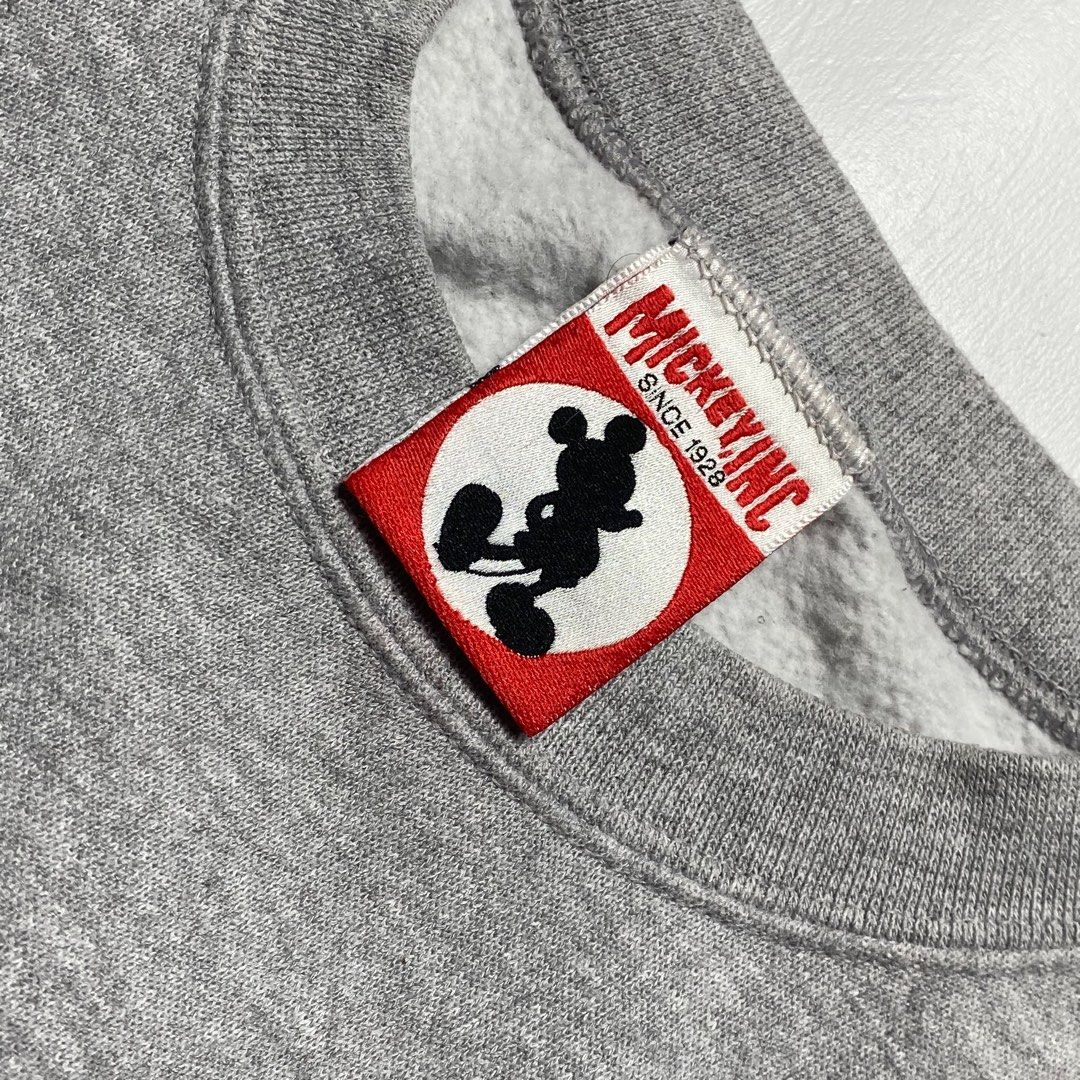 Vintage 90's mickey mouse (Category: Tshirts & Polo Shirts ) located in Manila. Submitted by valuable_rags (Listing ID 1463986116, Image 3). Description: .