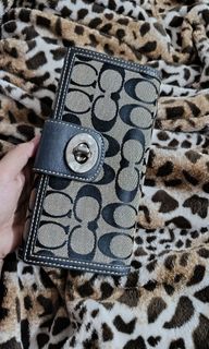 (Category: ) located in . Submitted by coachobsessed (Listing ID 1464081184, Image 1). Description: .
